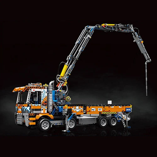 Camion Pompe à Béton Pneumatique 2105 pièces