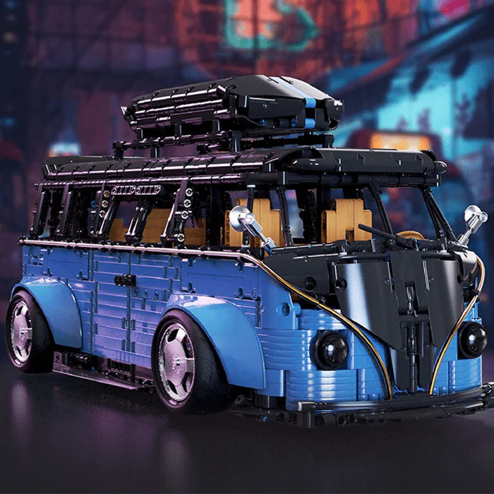 Van Légendaire Bleu Satiné à Carrosserie Large 3298 pièces